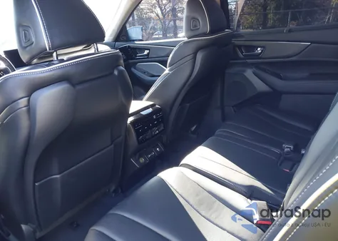 2024 Acura Mdx Advance Package z USA, uszkodzony, nr VIN 5J8YE1H82RL007646